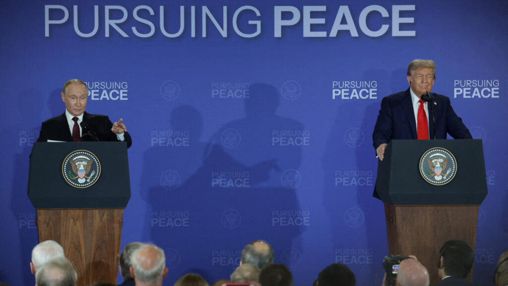 2025-08-15T225612Z-1098936800-RC2Y7GADVP6P-RTRMADP-3-UKRAINE-CRISIS-SUMMIT.jpg