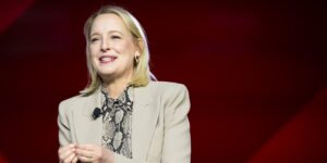 Julie-Sweet-Accenture-GettyImages-1676979152-e1753908411998.jpg