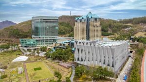 Kangwon-Land-scaled-e1754298293298-300x169.jpeg