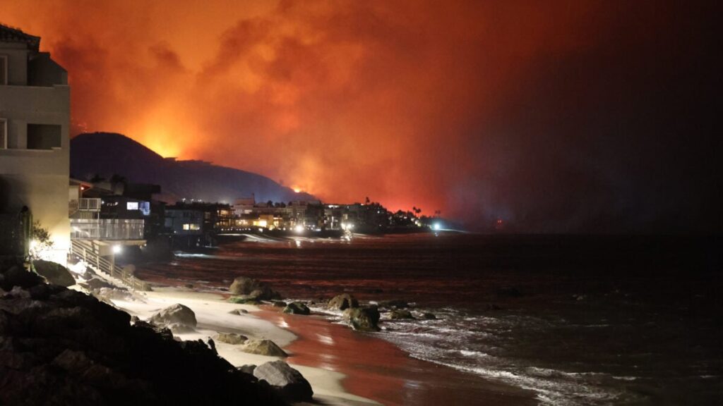Los_Angeles_Palisades_Fire-1200x675.jpg