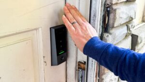 TCL-D2-Pro-smart-lock-review-7-1200x675.jpg