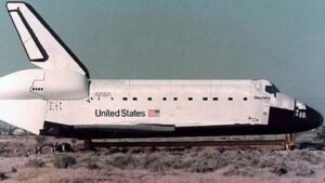 discovery-rollout-7-trucked-overland-to-edwards-oct-1983-1200x675.jpg