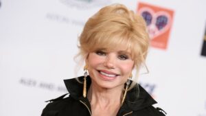 obit-loni-anderson.jpg