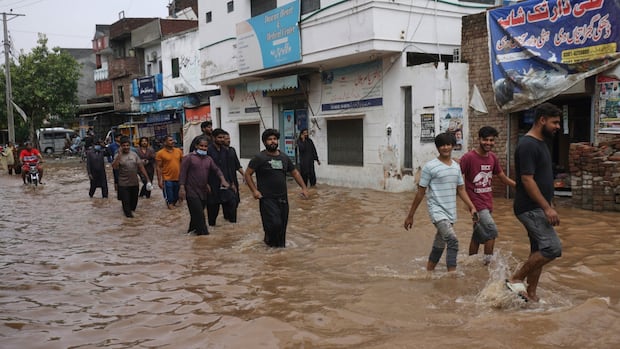 pakistan-extrme-weather-south-asia-floods.jpg