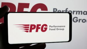 108197232-1757540670735-gettyimages-2191787703-TSCHNEIDER_46725_PFG_Performance_Food_Group_Company_P2567708.jpeg