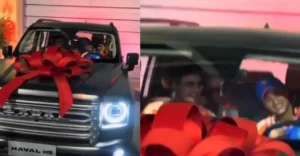 Abhishek-Sharma-and-Shubman-Gill-enjoy-drive-in-newly-awarded-SUV-post-Asia-Cup-2025-triumph.webp.webp