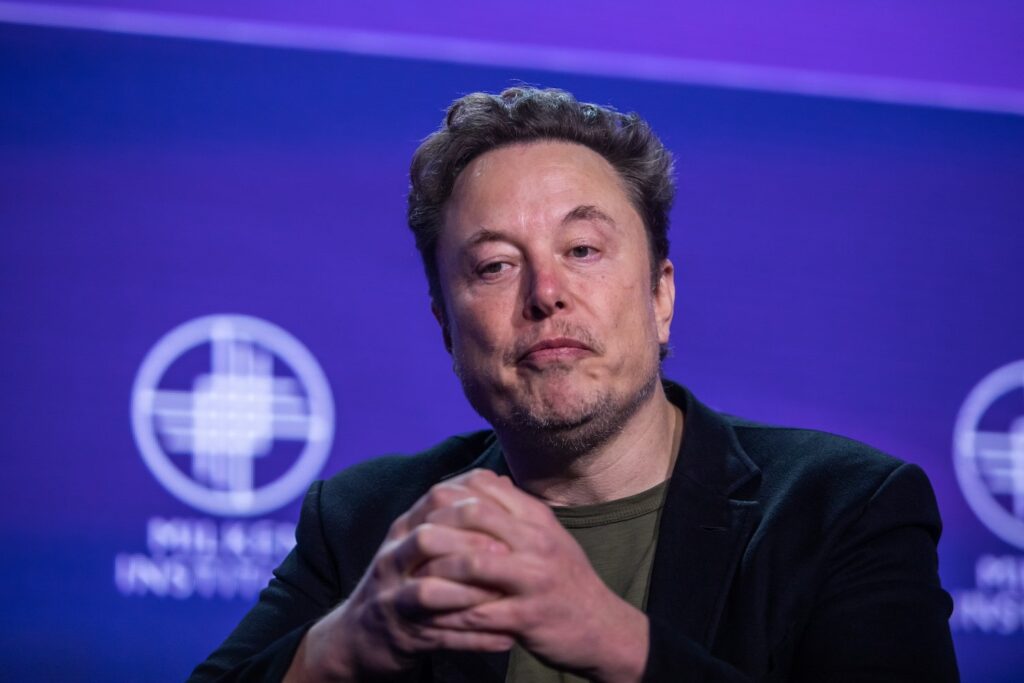 Elon-Musk-speaks-at-a-conference-in-Beverly-Hills.jpg