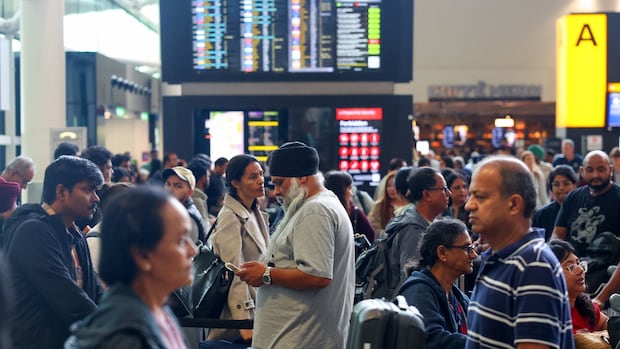 europe-airports-cyberattack-britain.JPG