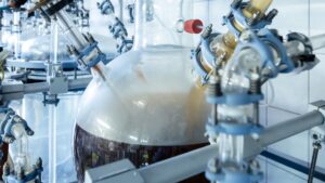 fungus-turns-plastic-waste-bioreactor-crop-for-main-1200x675.jpg