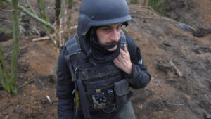 2025-10-04T152859Z-577419233-RC22JZ96FSU8-RTRMADP-3-UKRAINE-CRISIS-JOURNALIST.jpg