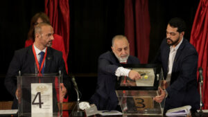 2025-10-05T060912Z-445698704-RC2I5HAPDG25-RTRMADP-3-SYRIA-POLITICS-PARLIAMENT-OPENING.jpg