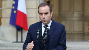 AP25276267276175.jpg