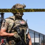 Us Border Patrol draws a woman in Chicago as a deployment of federal troops in Illinois is looming